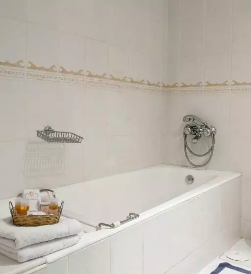 Standard Kolmen Hengen Huone, Arethusa Hotel Athens