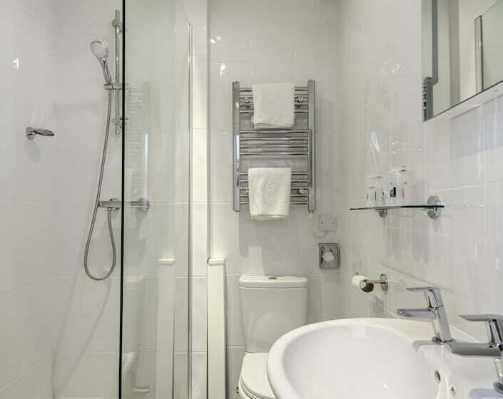 Семейный Номер, Best Western The Royal Chase