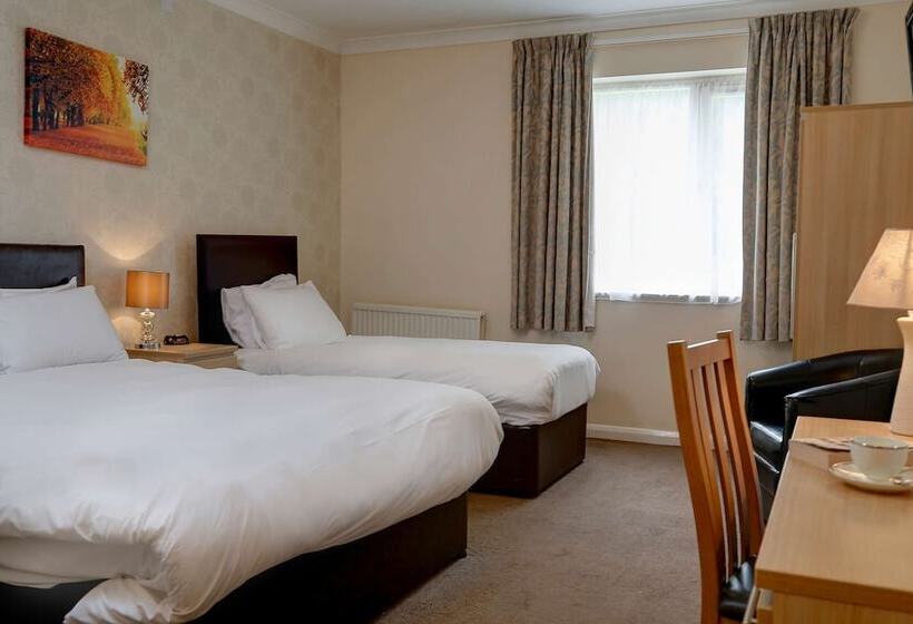 Семейный Номер, Best Western The Royal Chase