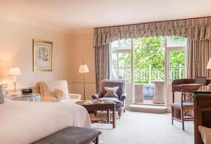 クラシックルーム, Chewton Glen Hotel   An Iconic Luxury