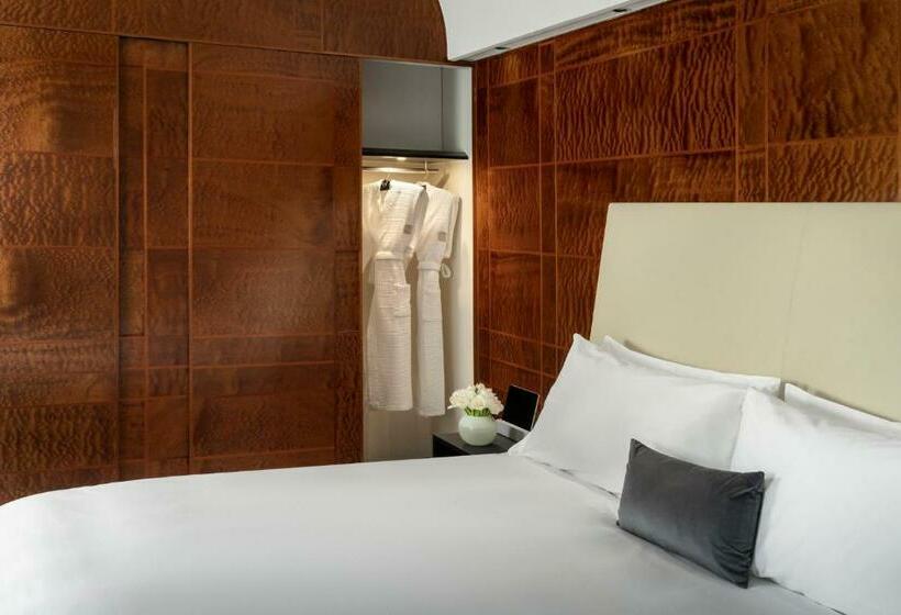 标准间, Como The Halkin