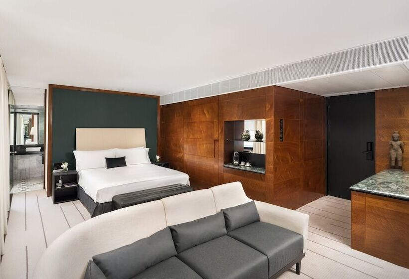 스탠다드 룸, Como The Halkin