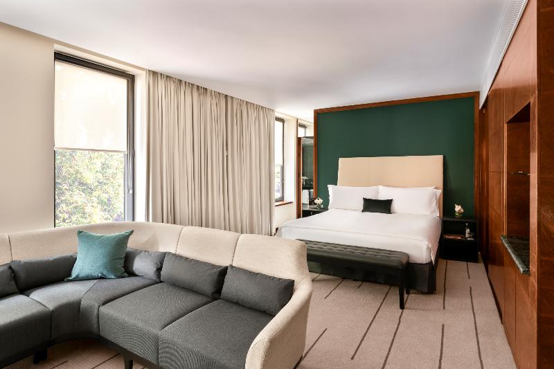 스탠다드 룸, Como The Halkin