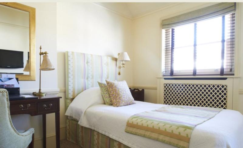 スタンダードシングルルーム, Durrants