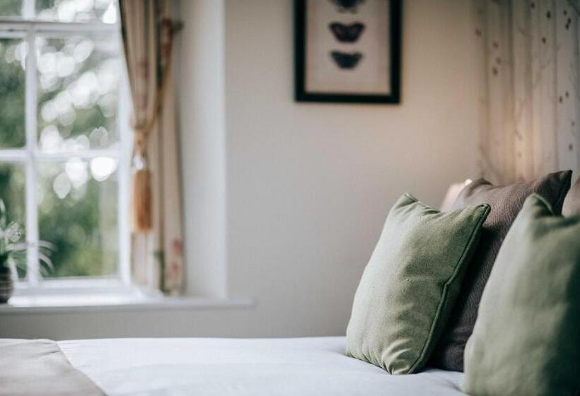 غرفة قياسية, Flackley Ash Country House