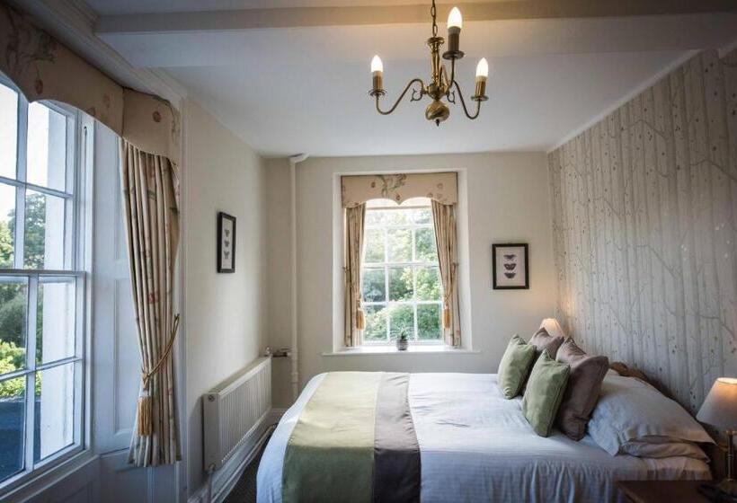 غرفة قياسية, Flackley Ash Country House