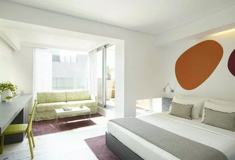 Chambre Executive, Fresh