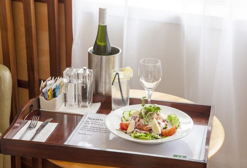 Номер Стандарт, Holiday Inn Norwich, Ipswich Road, An Ihg