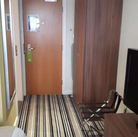Номер Стандарт, Holiday Inn Norwich, Ipswich Road, An Ihg