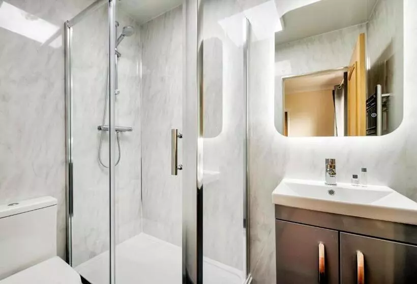 Standard-huone, Onich Hotel & Lochside Beach Pods