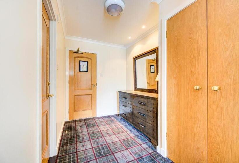 غرفة ديلوكس مطلّة علي البحر مزوَّدة بشُرفة, Onich Hotel & Lochside Beach Pods