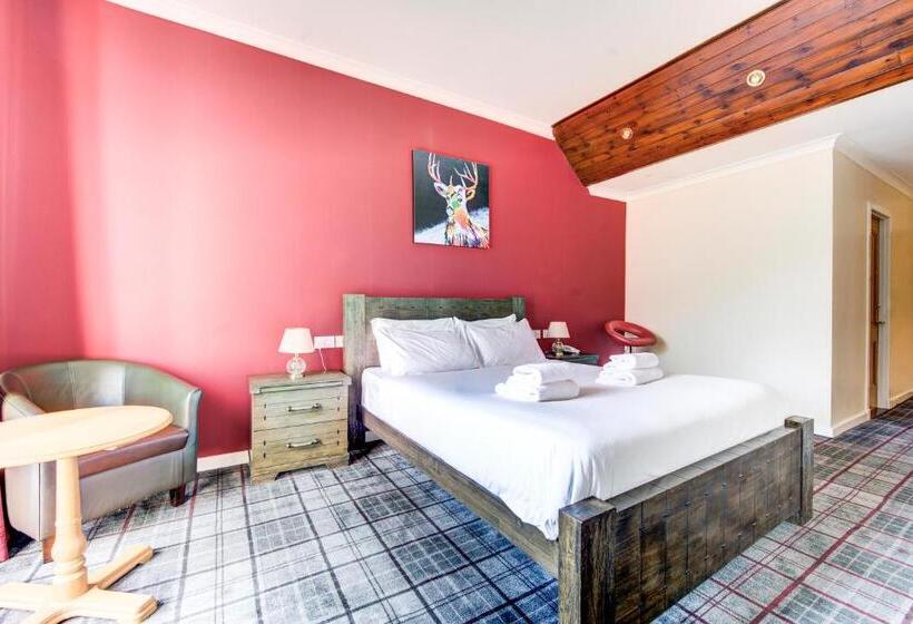 غرفة ديلوكس مطلّة علي البحر مزوَّدة بشُرفة, Onich Hotel & Lochside Beach Pods