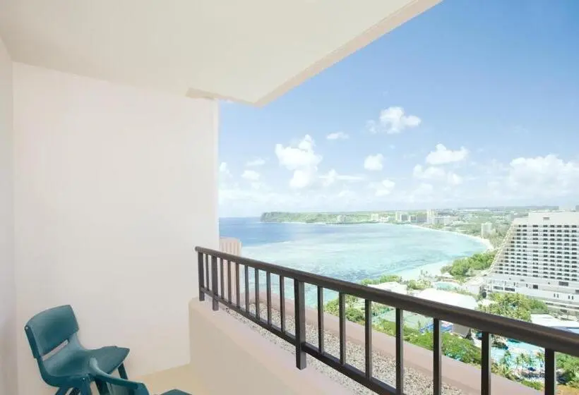 اتاق سوپریور, Pacific Islands Club Guam