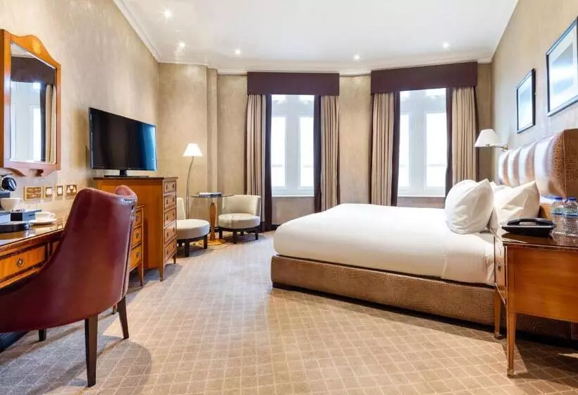 Premium room with view, Radisson Blu Hotel, London Leicester Square Formerly Hampshire