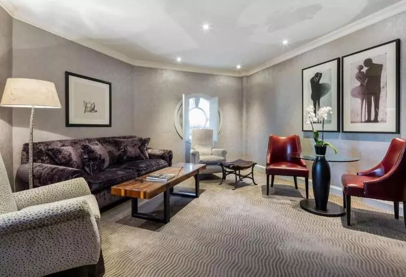 Sviitti, Radisson Blu Hotel, London Leicester Square Formerly Hampshire