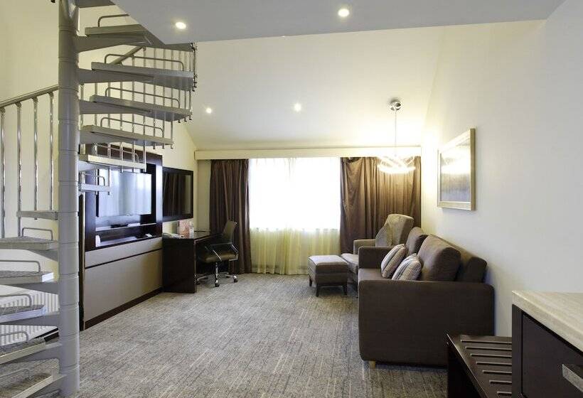 复式房间, Ramada By Wyndham Birmingham Solihull