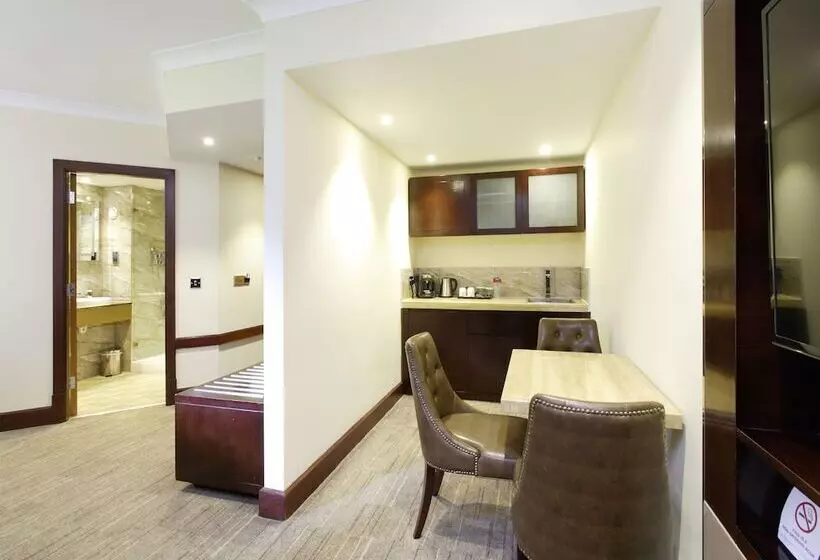 ファミリールーム, Ramada By Wyndham Birmingham Solihull