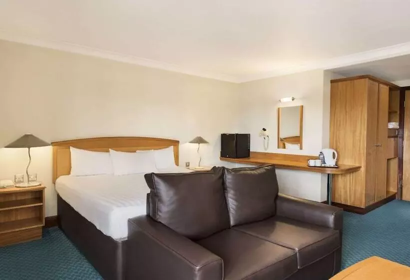 ファミリールーム, Ramada By Wyndham Birmingham Solihull