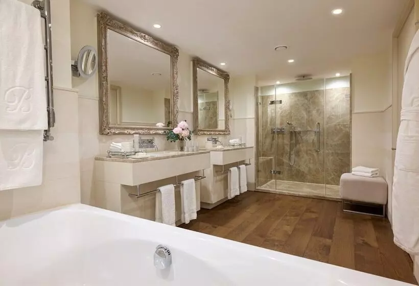 Deluxe Suite, Brown S Hotel, A Rocco Forte