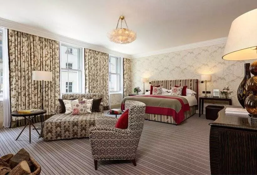 Deluxe Suite, Brown S Hotel, A Rocco Forte