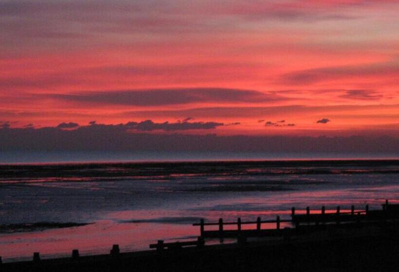 Номер Стандарт, The Chatsworth