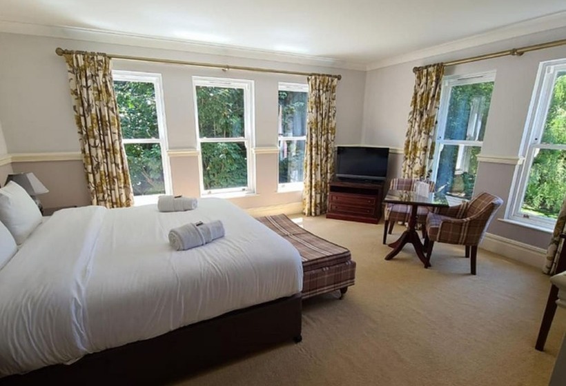 غرفة قياسية, The Dower House