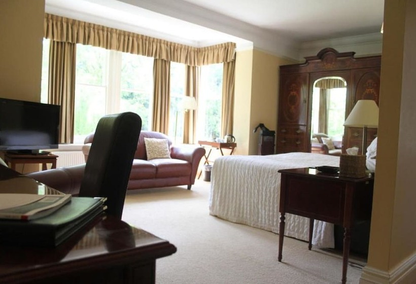 غرفة قياسية, The Dower House