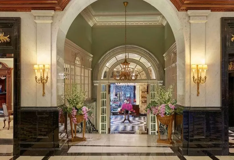 Deluxe Room, The Savoy