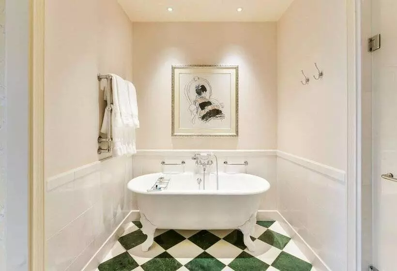 Suite River View, The Savoy