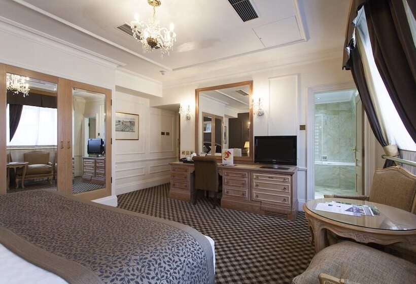 디럭스 룸, Thistle London Hyde Park Lancaster Gate