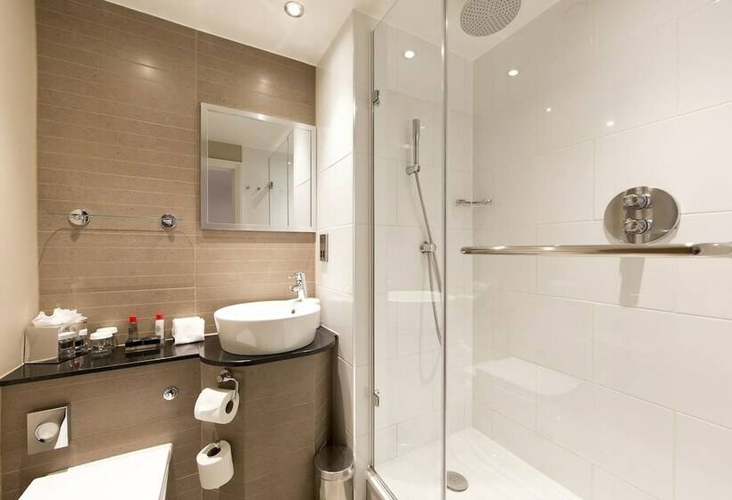 Номер Стандарт, Thistle London Piccadilly