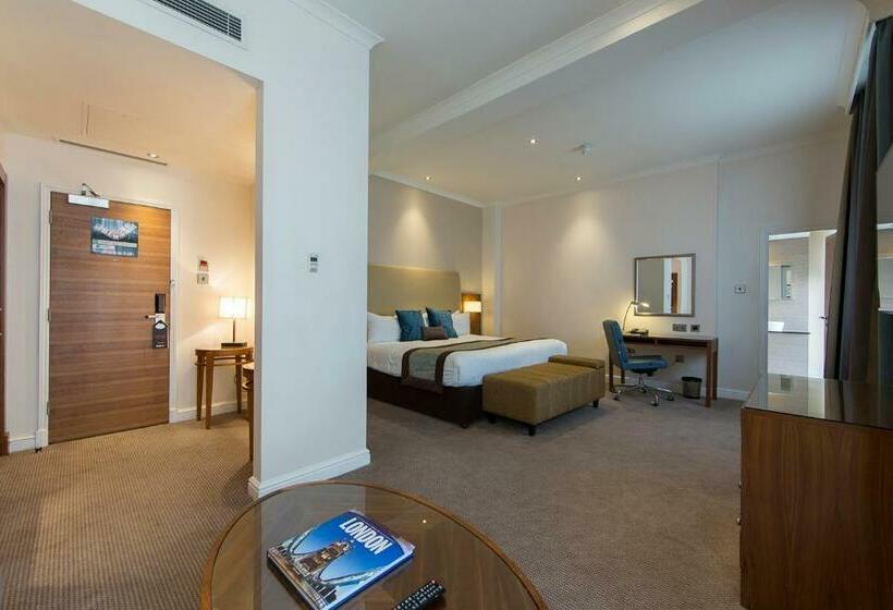 Полулюкс, Thistle London Piccadilly