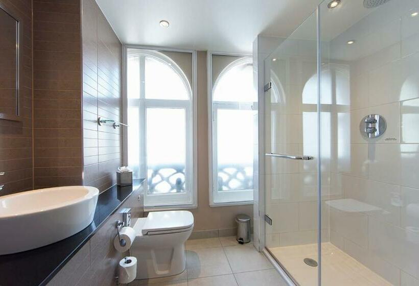 Полулюкс, Thistle London Piccadilly