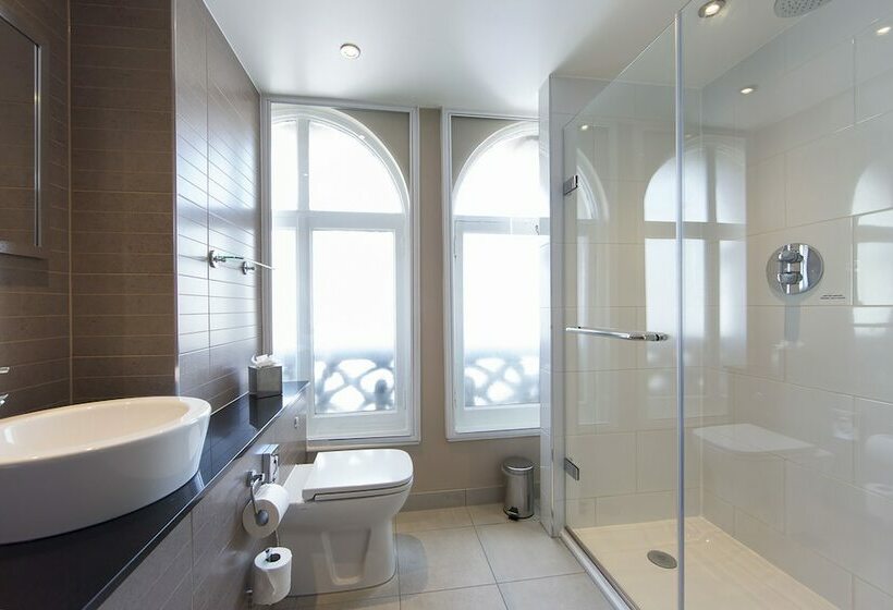 Полулюкс, Thistle London Piccadilly