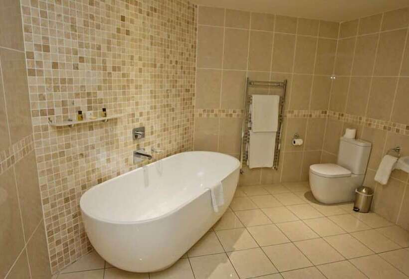 غرفة تنفيذية, Waterton Park