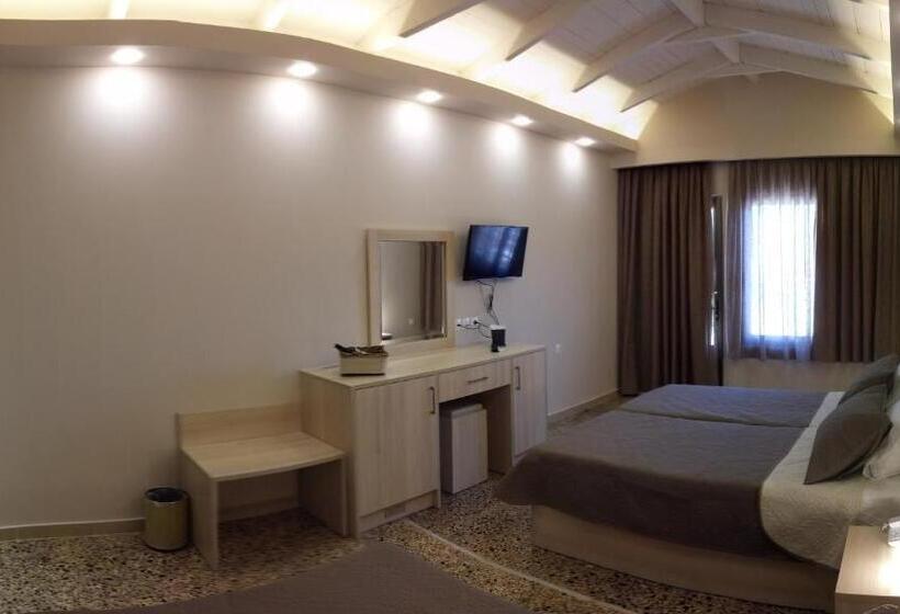 Superior Room with Terrace, Anetis