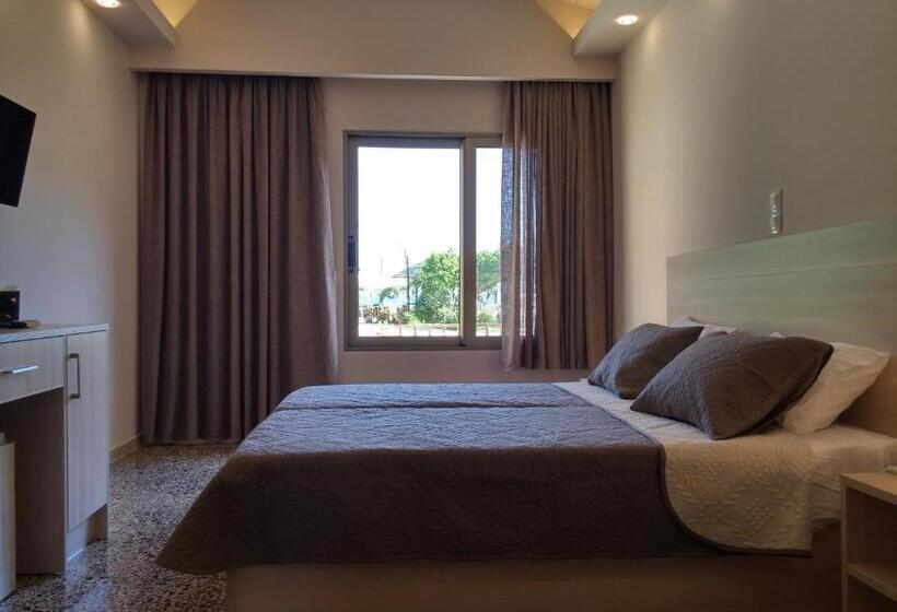 Superior Room with Terrace, Anetis