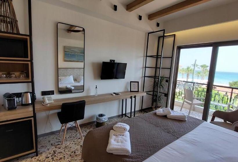 اتاق لوکس با چشمانداز دریا, Anetis