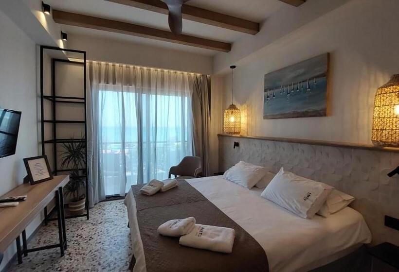 اتاق لوکس با چشمانداز دریا, Anetis