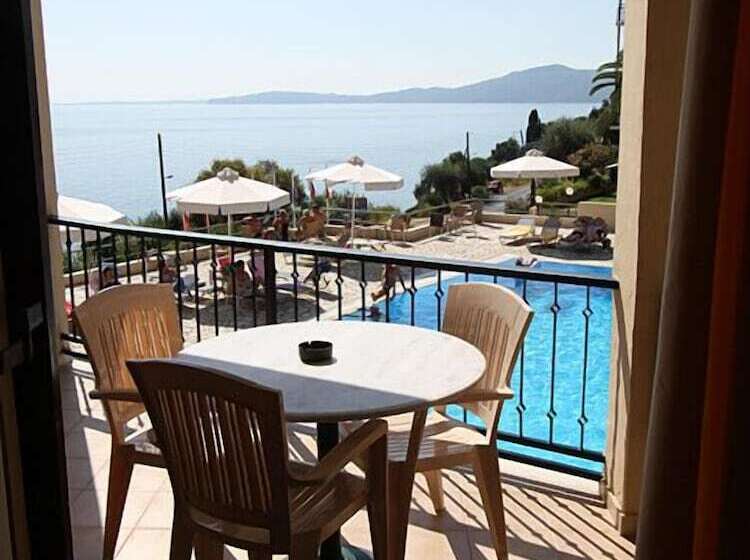 חדר קומפורט, Belvedere