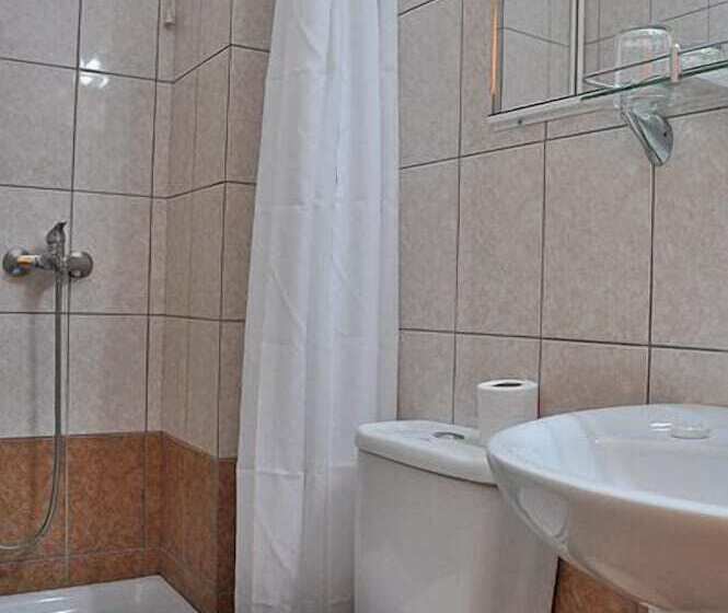 Номер Стандарт Трехместный, Bretagne