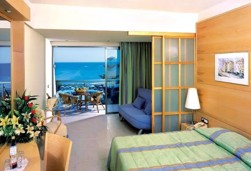 اتاق استاندارد با چشم‌انداز دریا, Calypso Beach