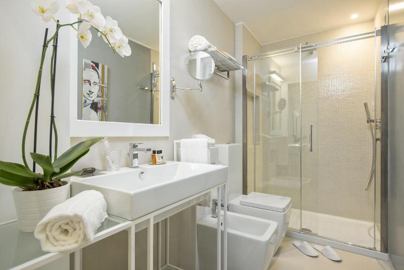 غرفة قياسية مطلّة علي البحر, Calypso Beach