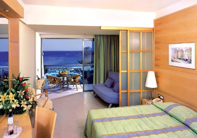 اتاق استاندارد با چشم‌انداز دریا, Calypso Beach