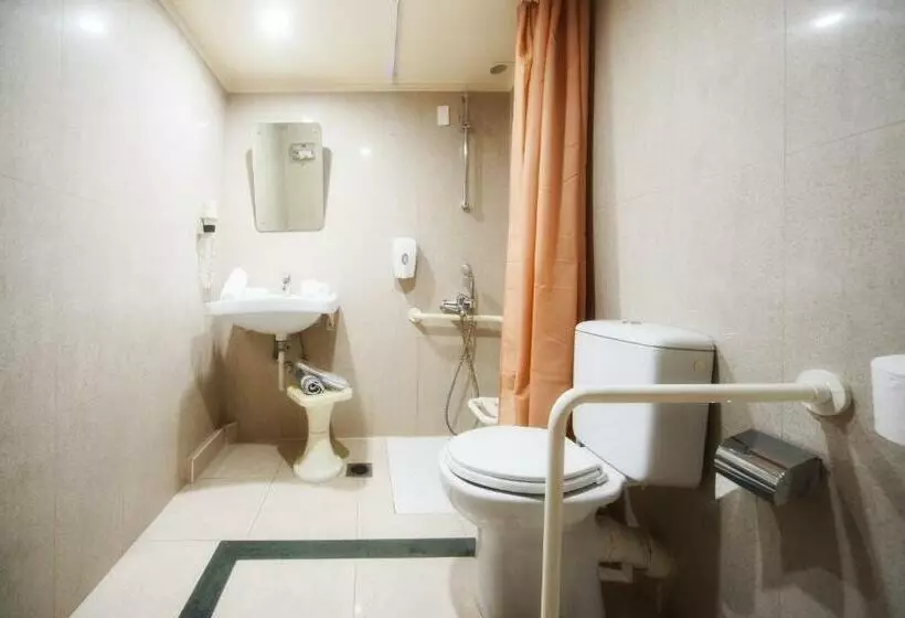 エクゼクティブルーム, Capsis Astoria Heraklion