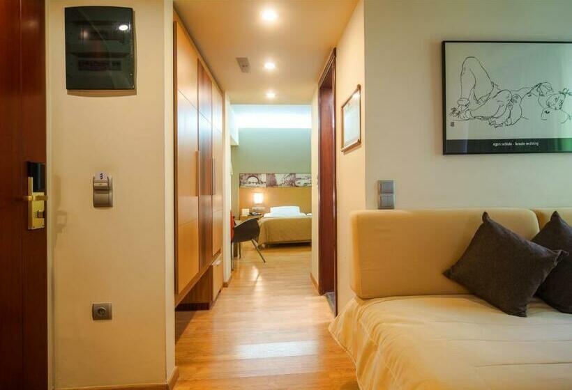 패밀리 룸, Capsis Astoria Heraklion