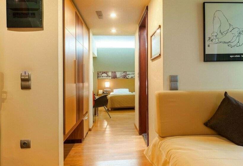 패밀리 룸, Capsis Astoria Heraklion