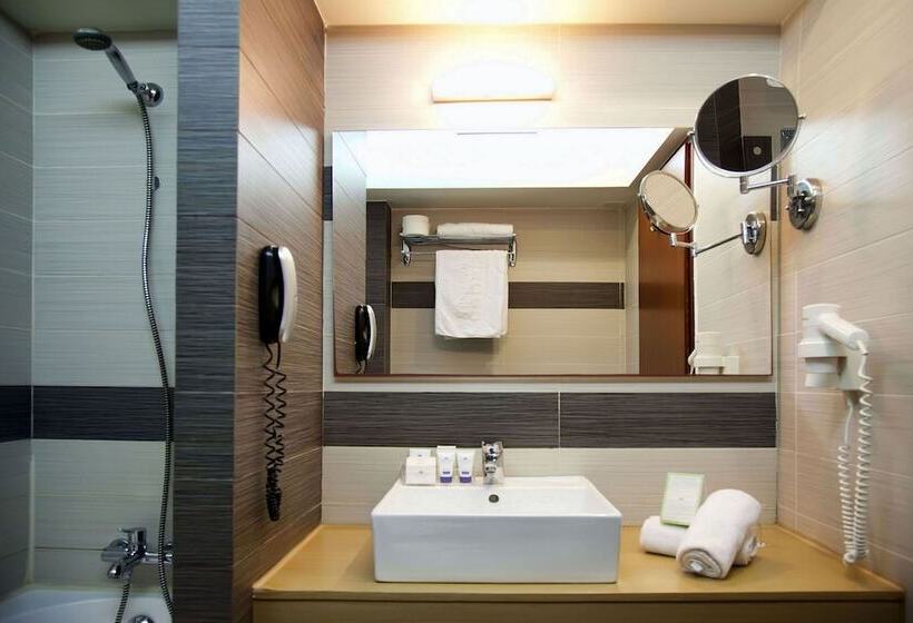 패밀리 룸, Capsis Astoria Heraklion