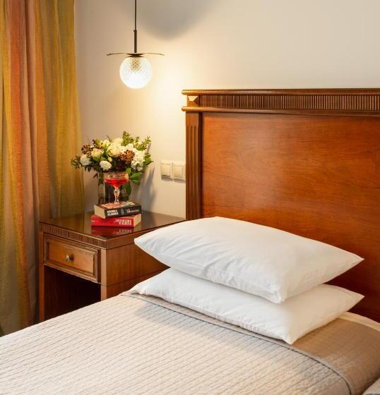 اتاق استاندارد, El Greco