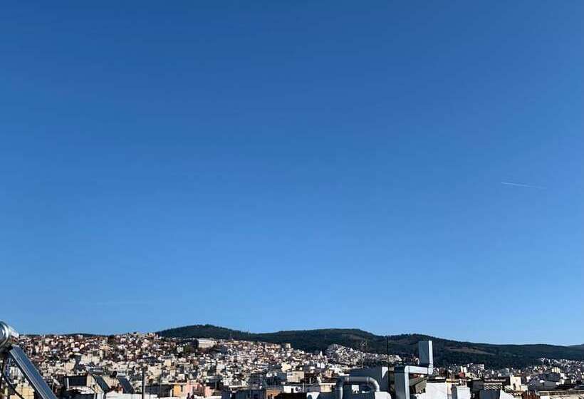 اتاق استاندارد سه نفره, El Greco